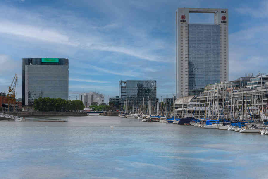 Argentina - Buenos Aires 118 - Puerto Madero.jpg